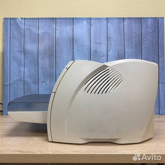 Лазерный принтер HP LaserJet 1300 Новый картридж