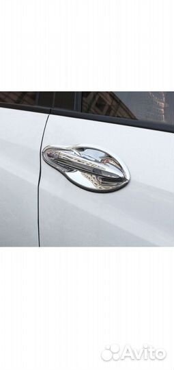 Накладки под дверные ручки на Honda Vezel