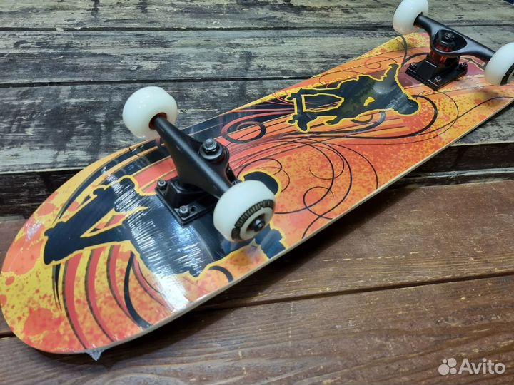 Скейтборд трюковой Explore Скейтбордист (Новый)