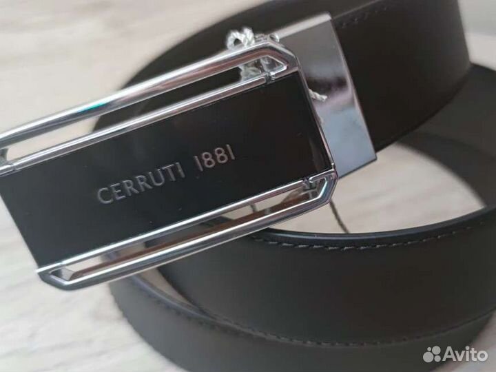 Мужской кожаный ремень