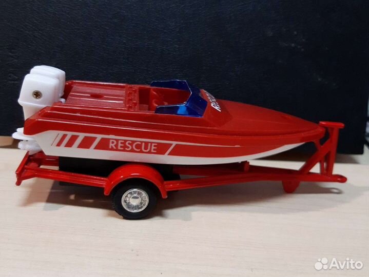 Прицеп с катером Rescue