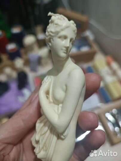 Свеча Венера в интерьер