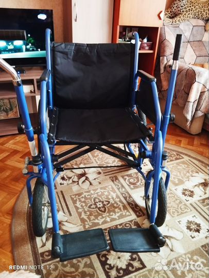 Продам инвалидную коляску в хорошим состояние