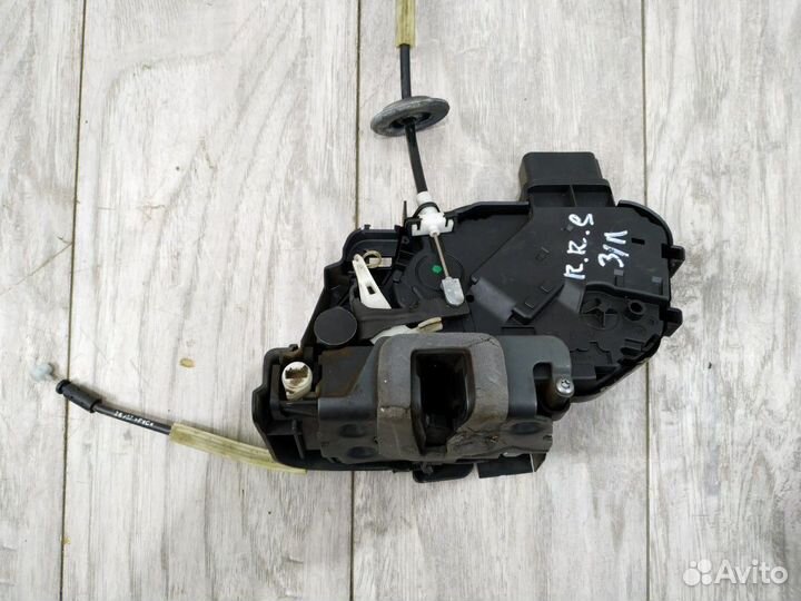 Замок двери задней левой Range Rover Sport