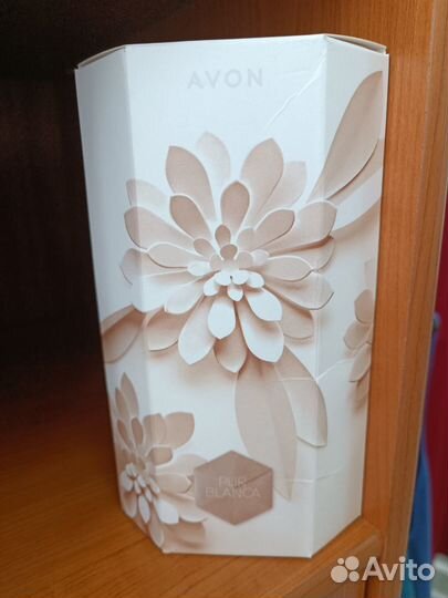 Парфюмерно-косметический набор avon Pur Blanca