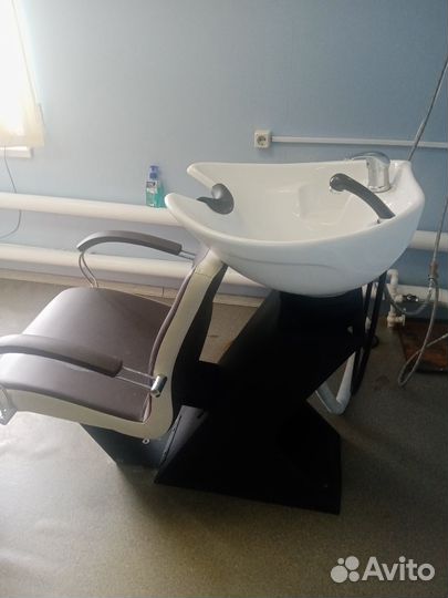 Оборудование для парикмахерской бу