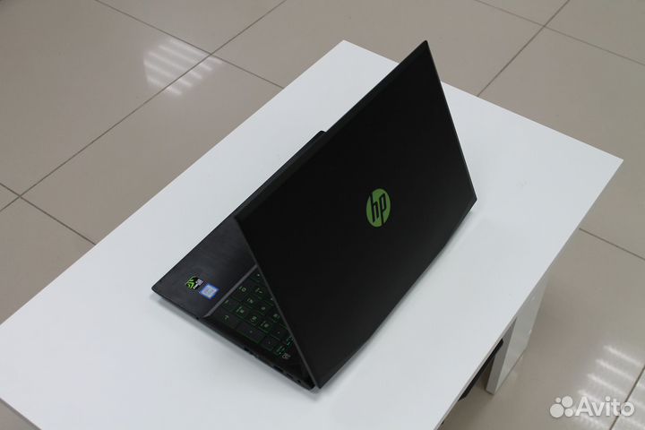 Отличный игровой ноутбук HP в стильном дизайне