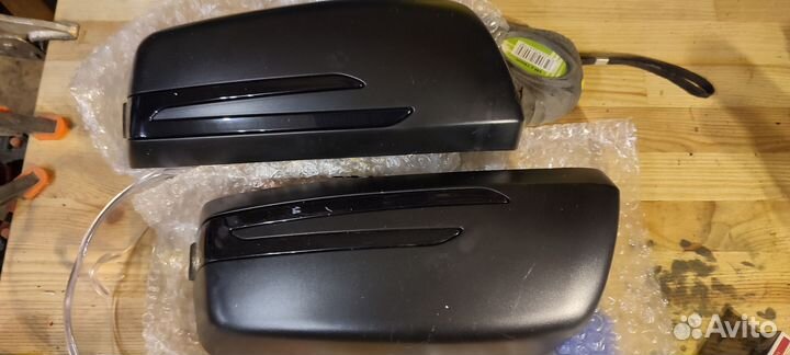 Поворотники на боковые зеркала для LADA Niva 4x4