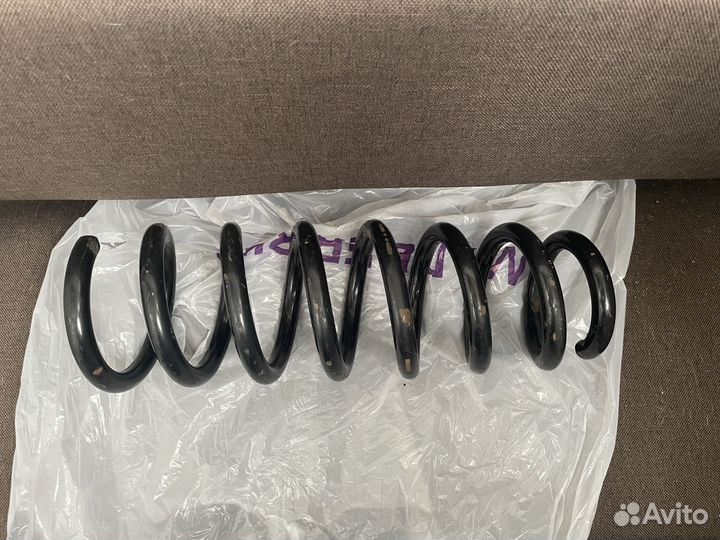 Пружина bmw x5 e70