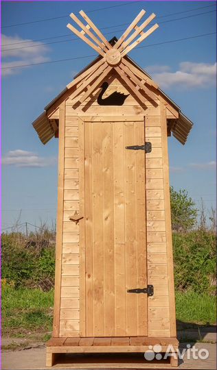 Дачный туалет деревянный