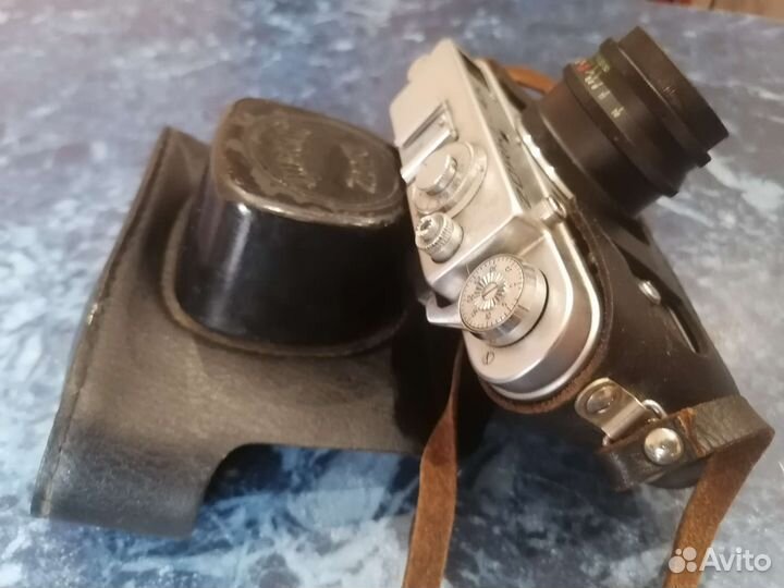 Пленочный фотоаппарат Зоркий К4
