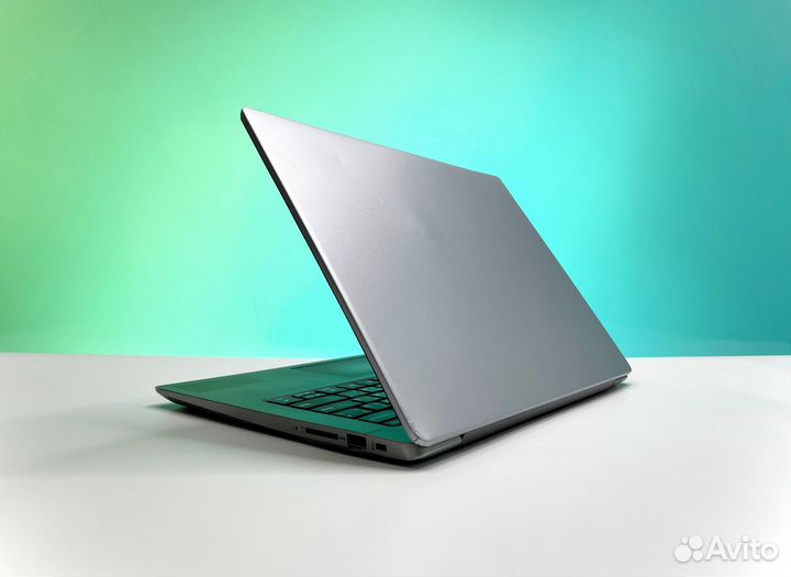 Ноутбук Lenovo IdeaPad 14 / Core i5 / SSD