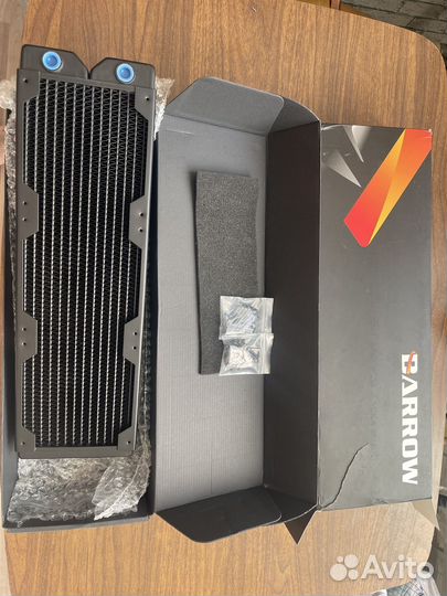 Медный радиатор Barrow 360/60