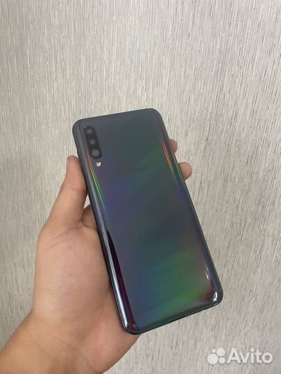 Samsung Galaxy A50, 4/64 ГБ