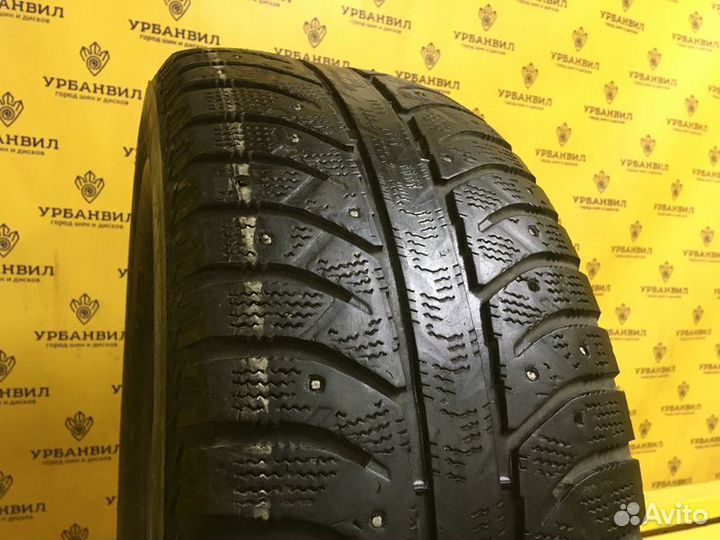Bridgestone Ice Cruiser 7000 215/60 R16 95T