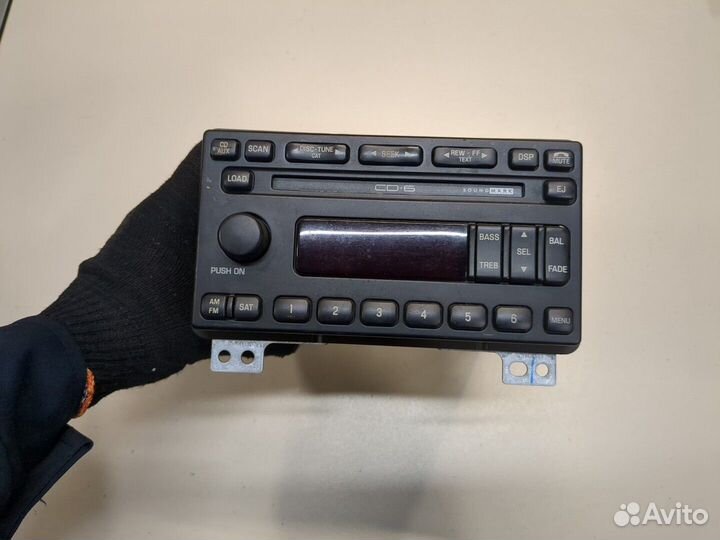 Магнитола Lincoln Aviator, 2004