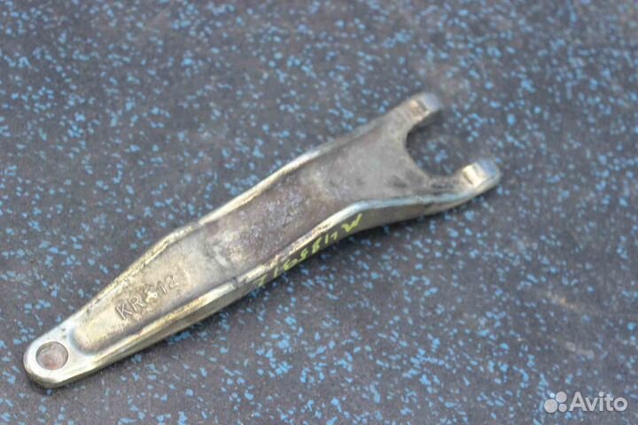 Вилка сцепления Mitsubishi Carisma (Мицубиси Кариз