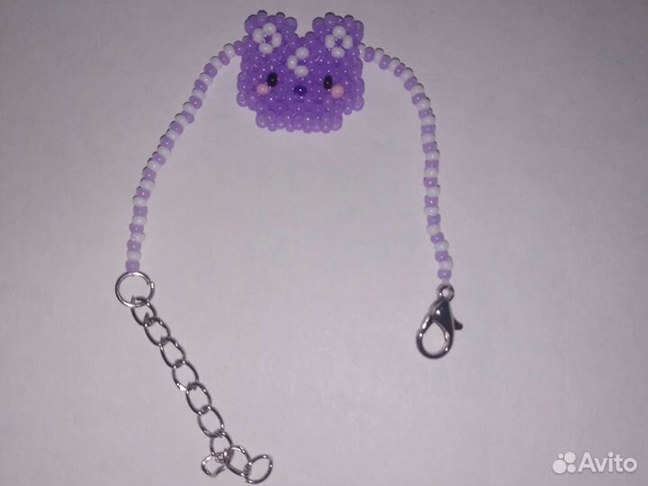 Браслет из бисера с мишкой