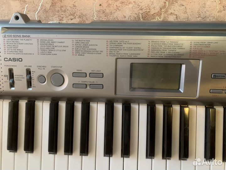 Синтезатор Casio LK-120