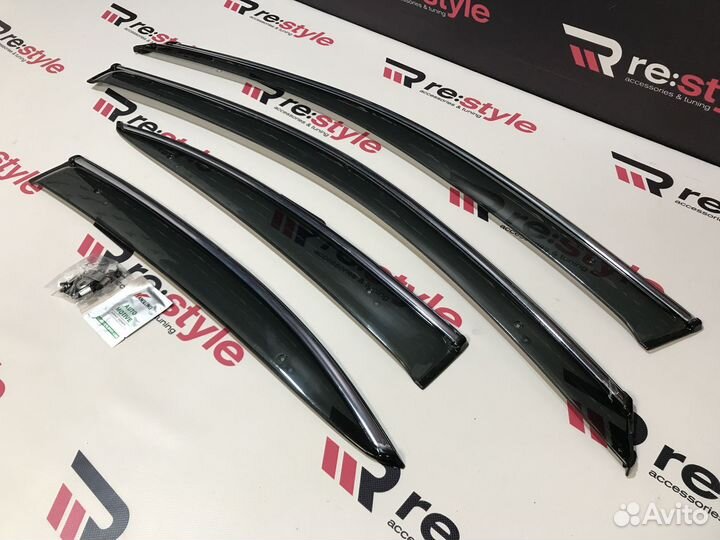 Ветровики Nissan March 12 B137