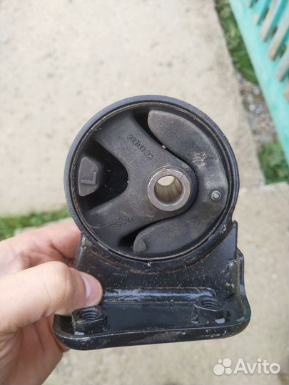 Опора двигателя