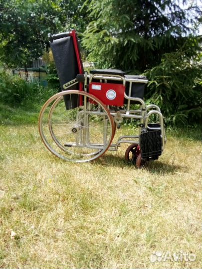 Инвалидная коляска