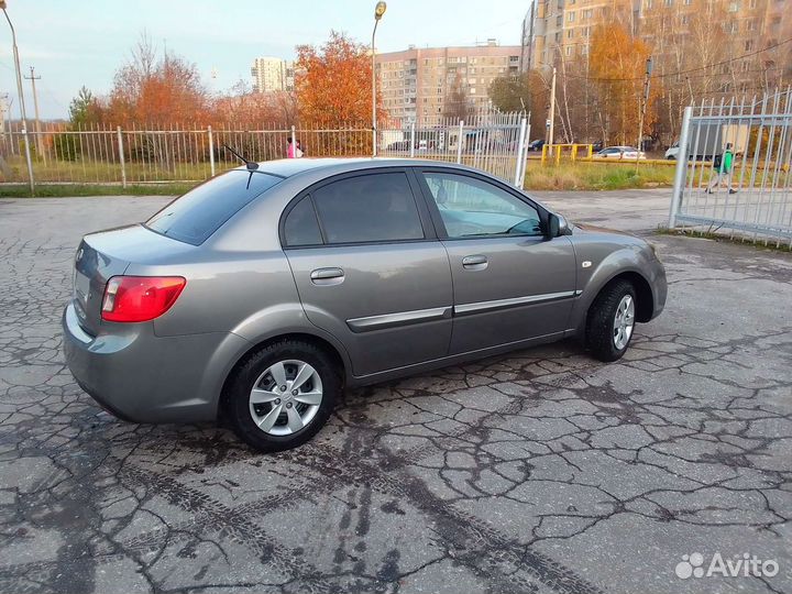 Kia Rio 1.4 МТ, 2011, 180 000 км