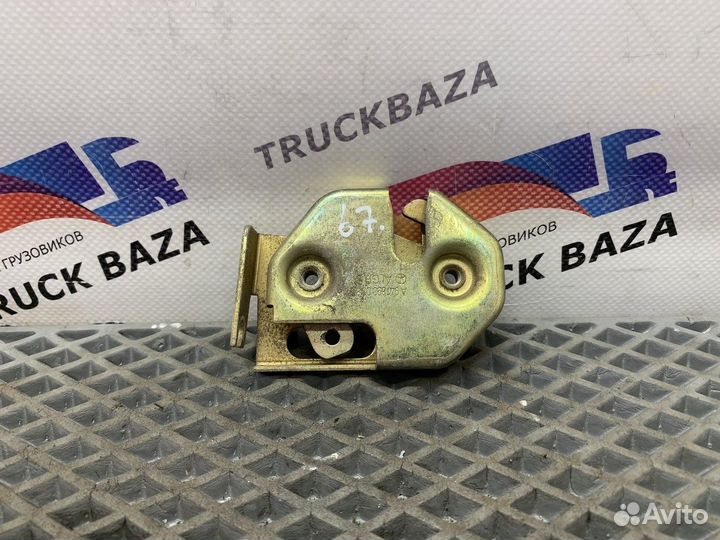 Замок бардачка