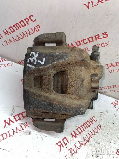 Суппорт тормозной передний левый Audi A4 B8 седан