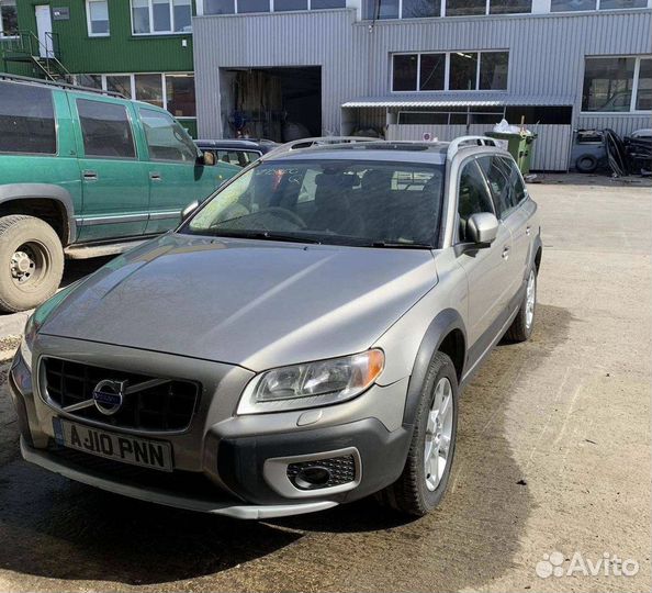 Volvo XC70 II 2010 г по запчастям