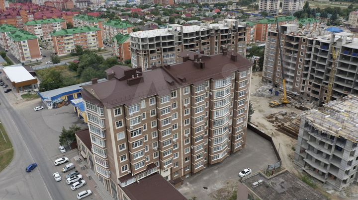 3-к. квартира, 91 м², 1/9 эт.