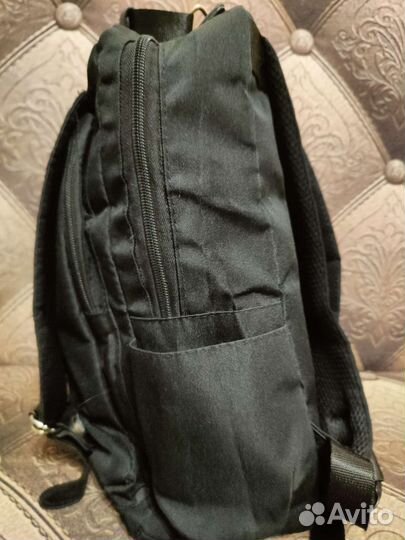 Рюкзак школьный