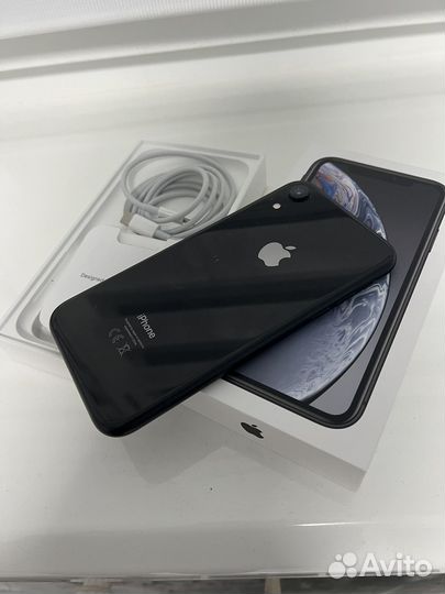 iPhone Xr, 64 ГБ