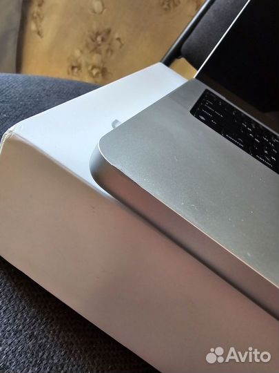 Apple macbook pro 14 m1 16/512