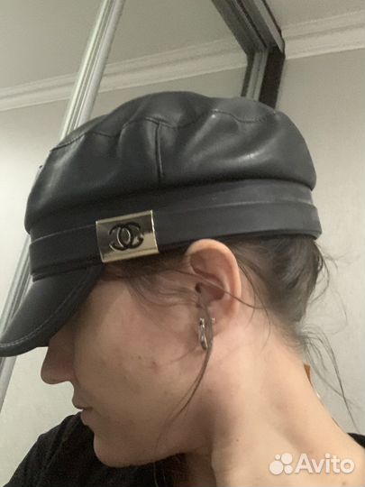 Кепка шанель кожаная