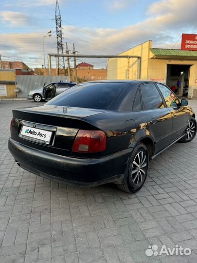 Audi A4 1.6 МТ, 1996, 360 000 км