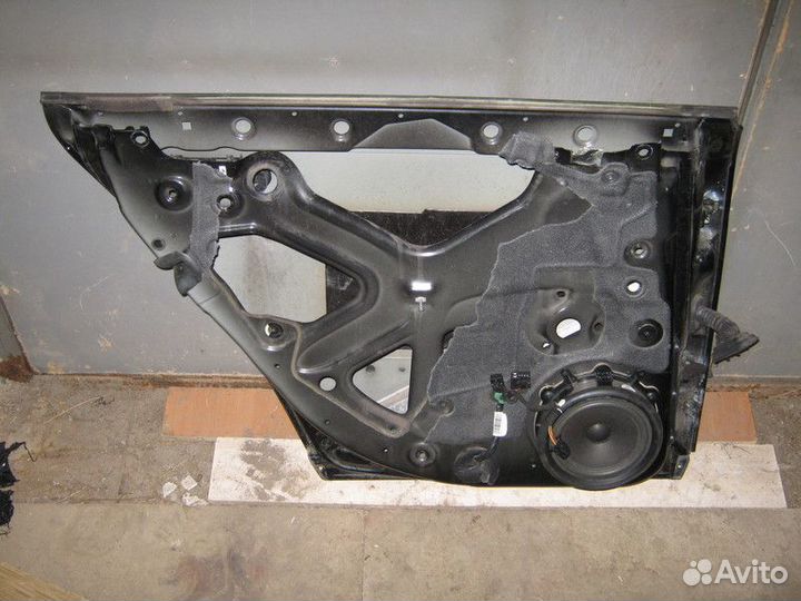 Дверь задняя левая Audi A4 B7