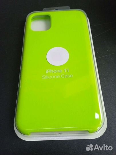 Чехол на iPhone 11
