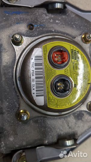 Подушка безопасности водителя Toyota Sienna 2, 2003