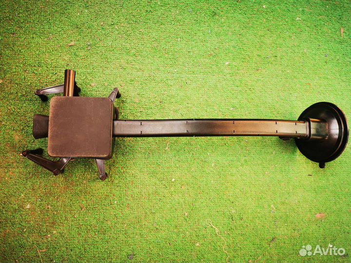 Держатель для планшета на лобовое стекло