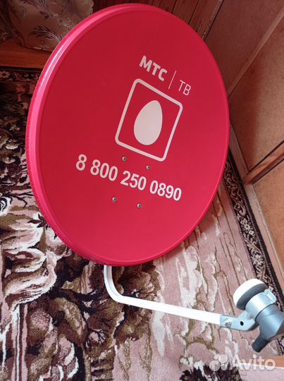 Тарелка МТС и приставка