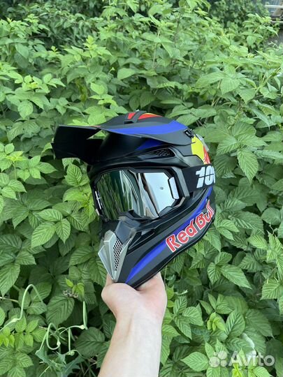 Кроссовый шлем Redbull с очками Новый