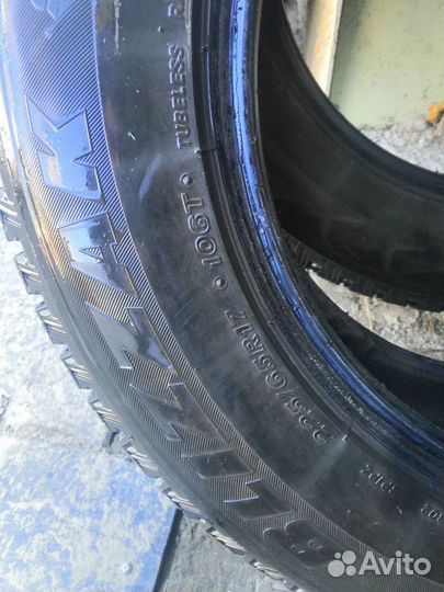 Bridgestone Blizzak Spike-01 225/65 R17 90M