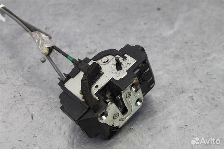 Замок двери задней левой Nissan Qashqai J10