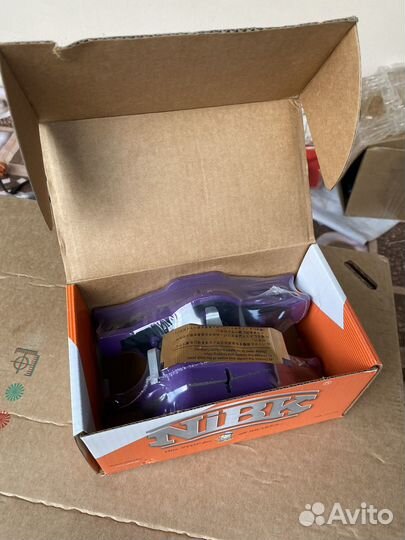 Тормозные колодки передние