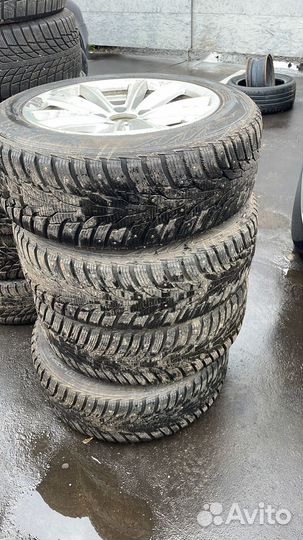 Зимняя резина на дисках r17 для BMW