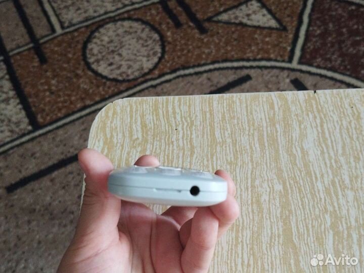 Кнопочный телефон nokia 3310