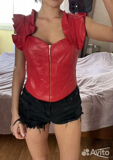 Топ из экокожи 44