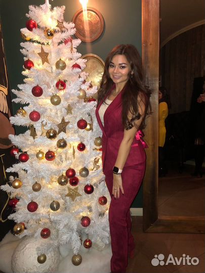 Костюм женский