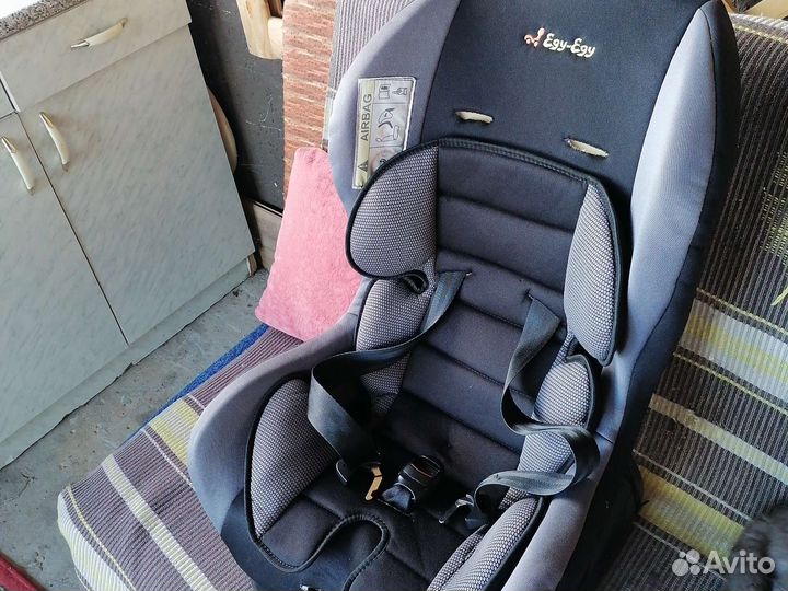 Детское кресло